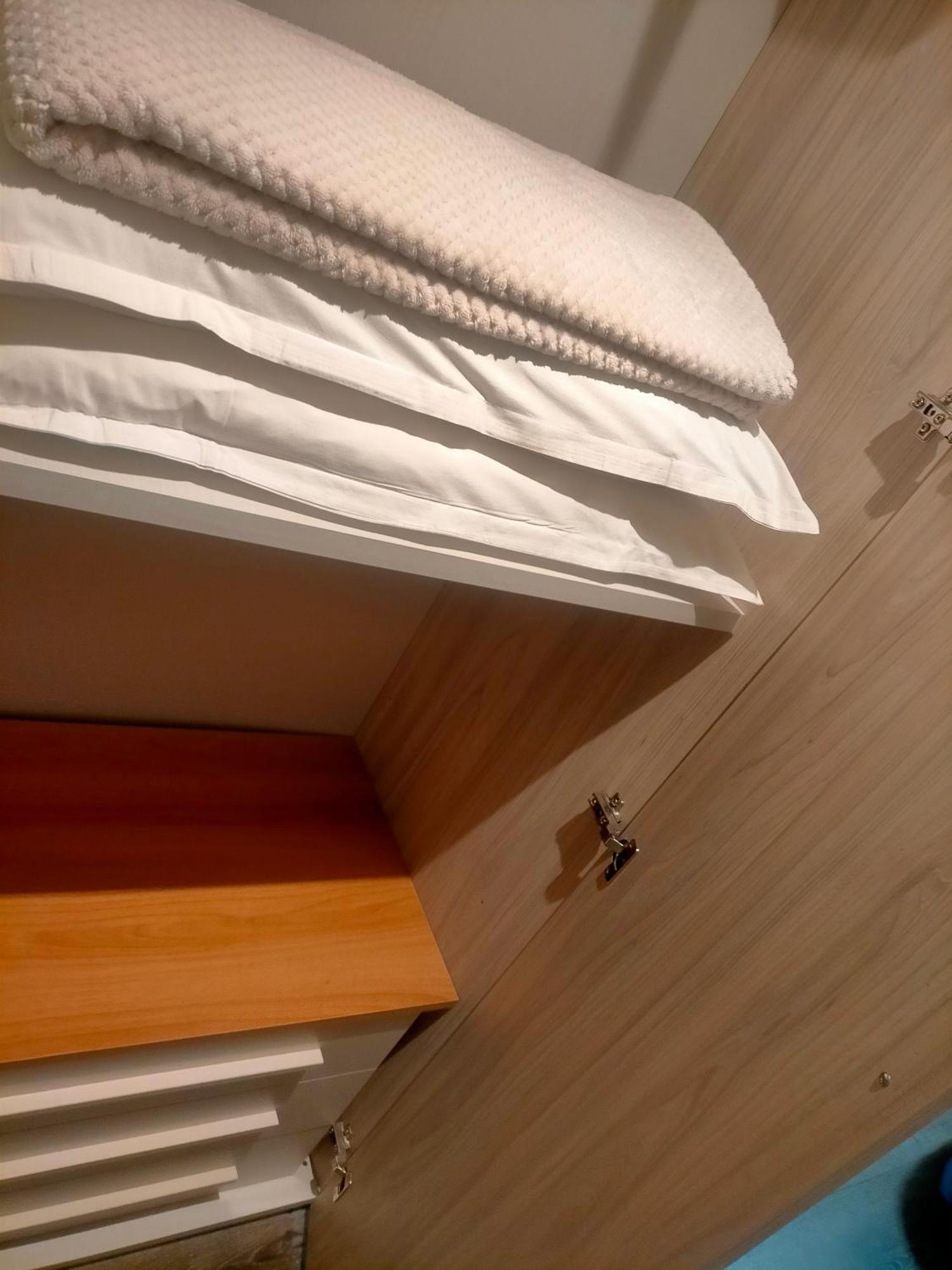Apartamento Kinghouse Domodossola Habitación foto